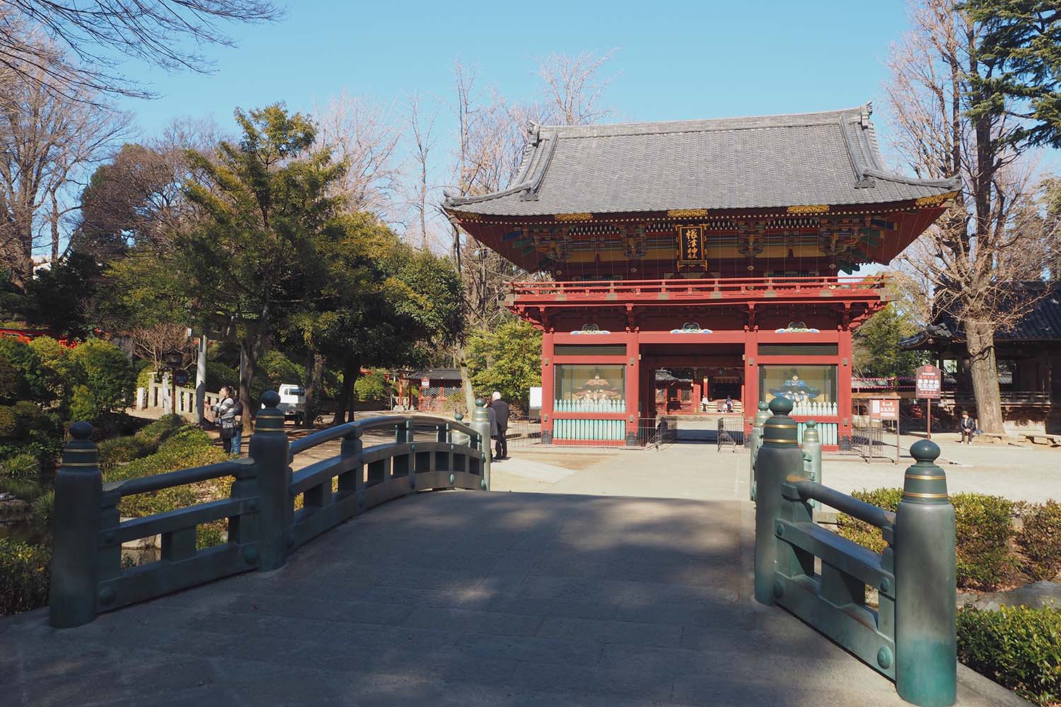 TOKYO JOURNAL: NEZU SHRINE